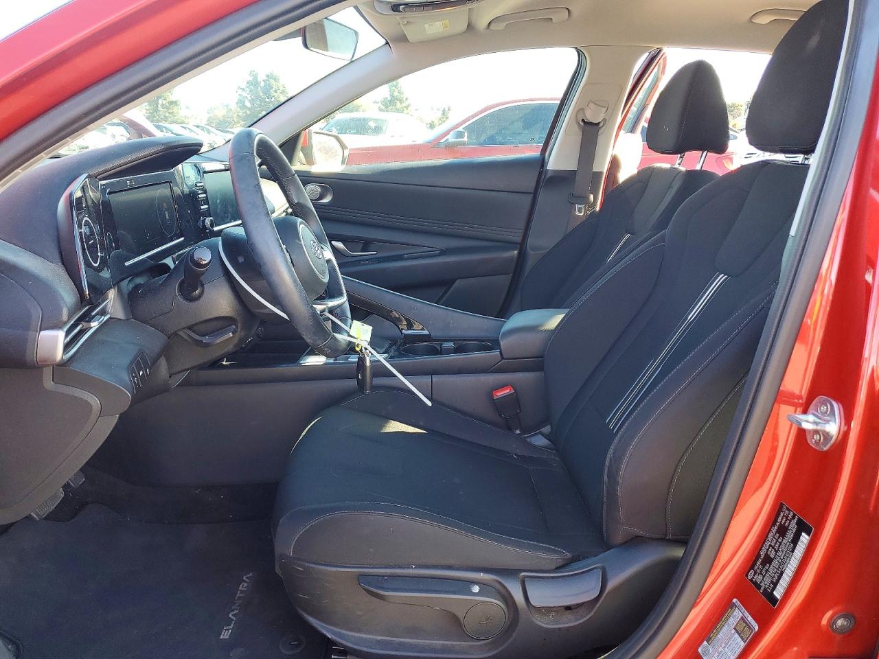 2021 HYUNDAI ELANTRA SEL photo 7