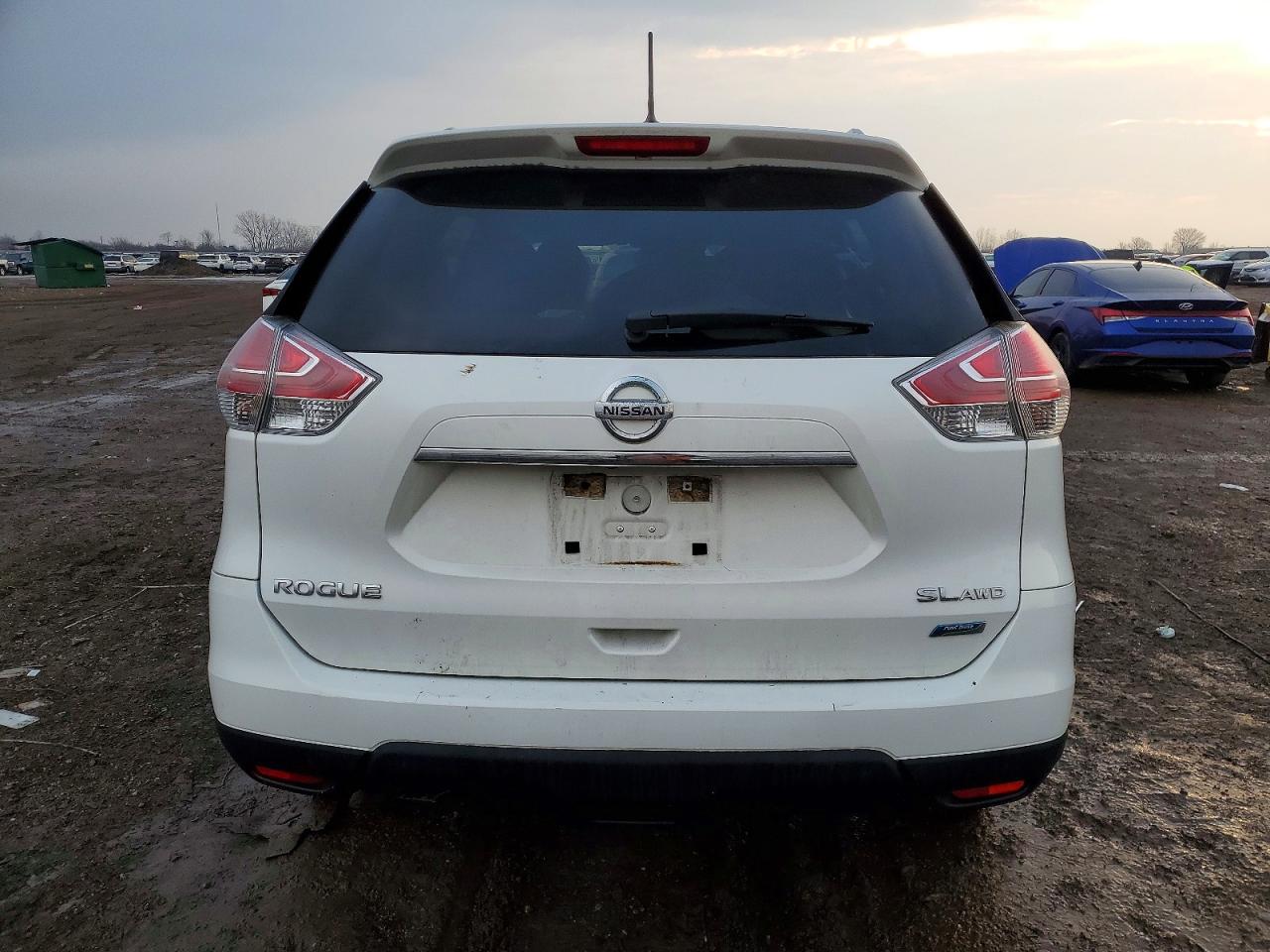 2014 NISSAN ROGUE S photo 6