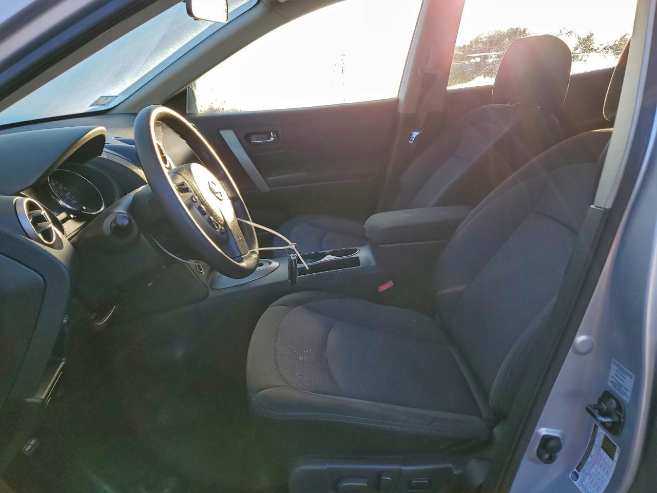 2011 NISSAN ROGUE S photo 7