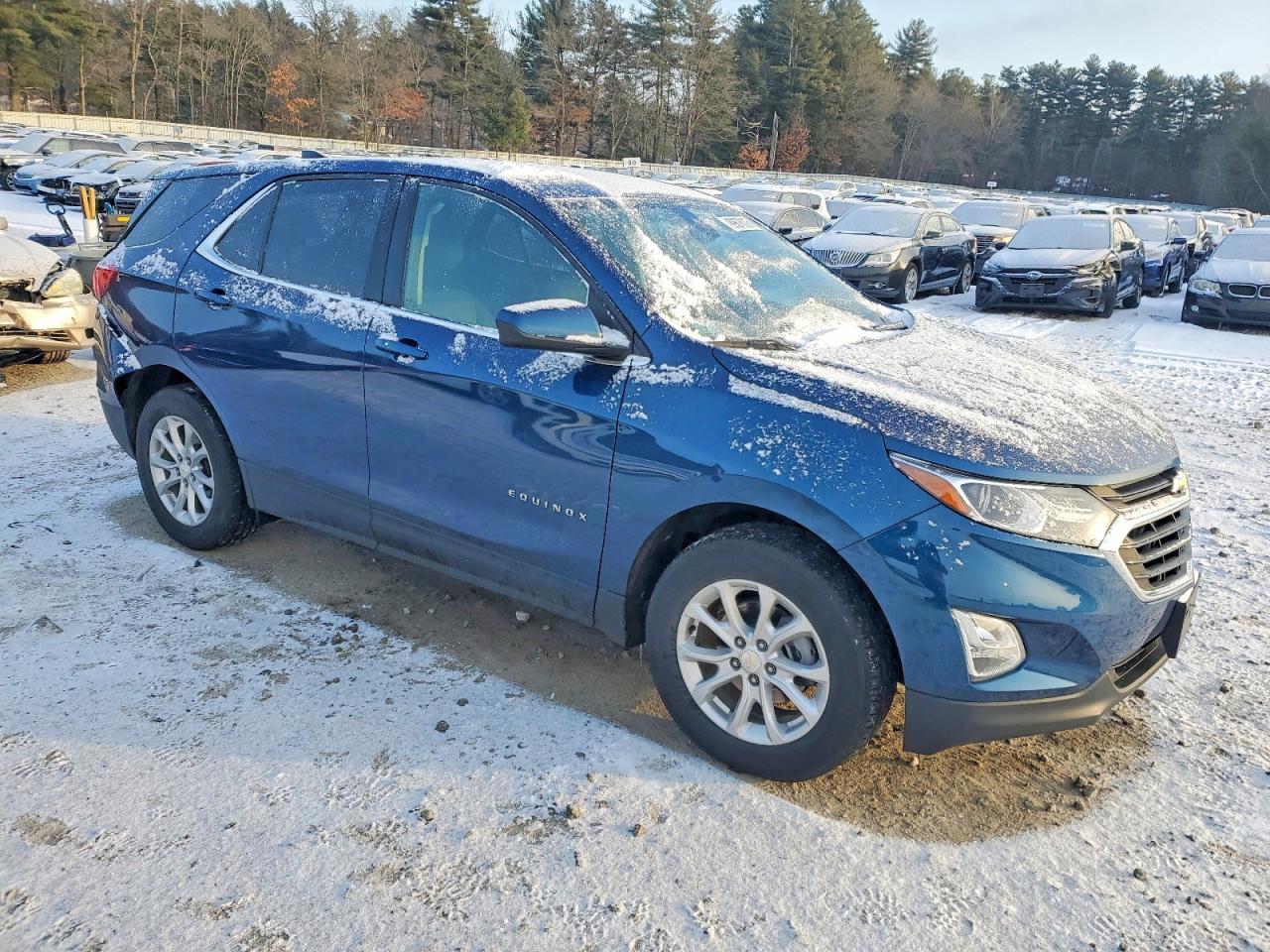 2020 CHEVROLET EQUINOX LT photo 4
