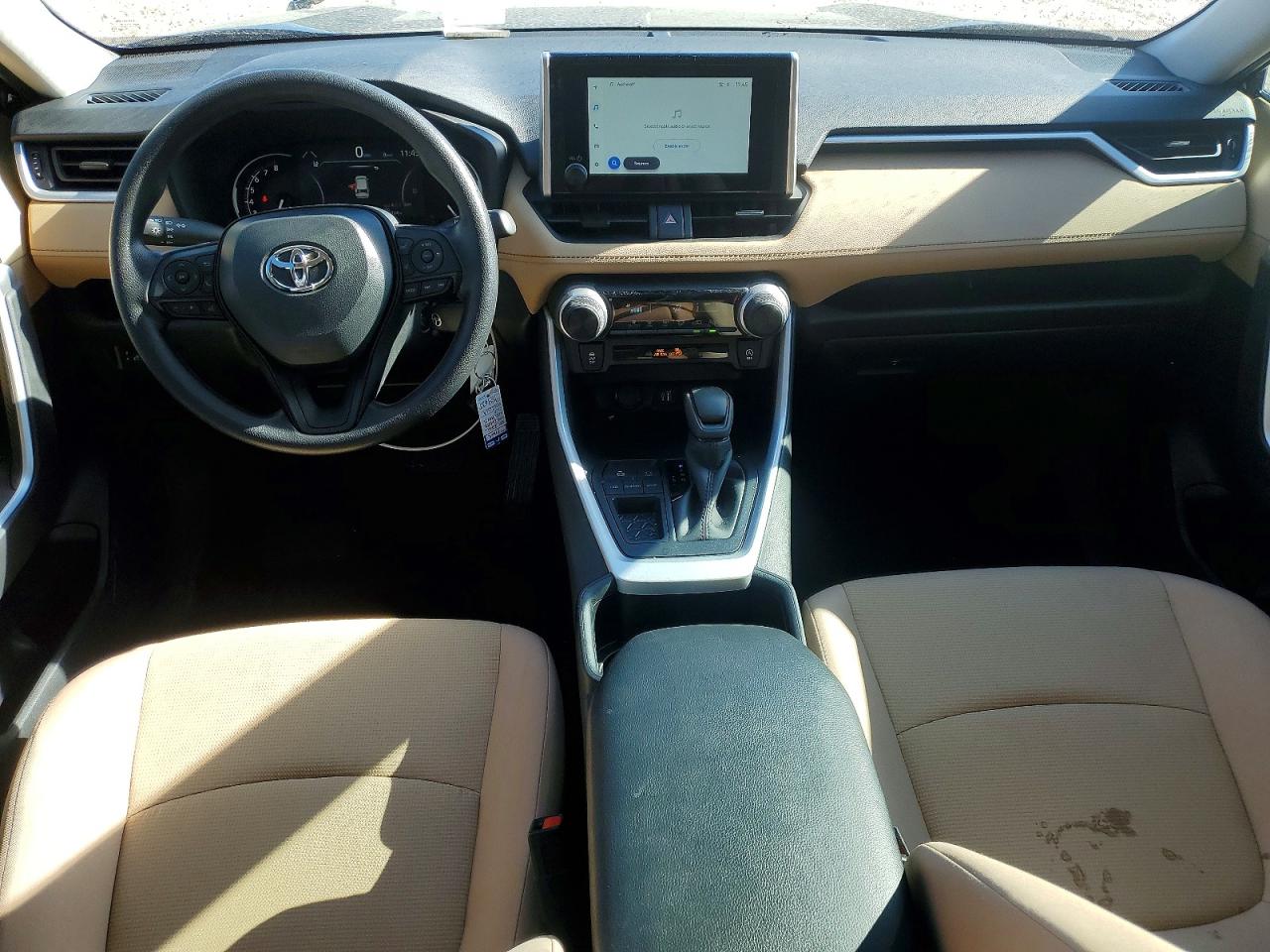 2025 TOYOTA RAV4 LE photo 8