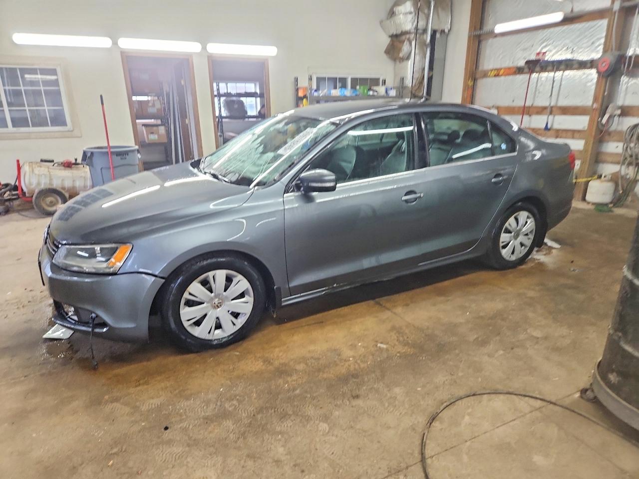 2013 VOLKSWAGEN JETTA