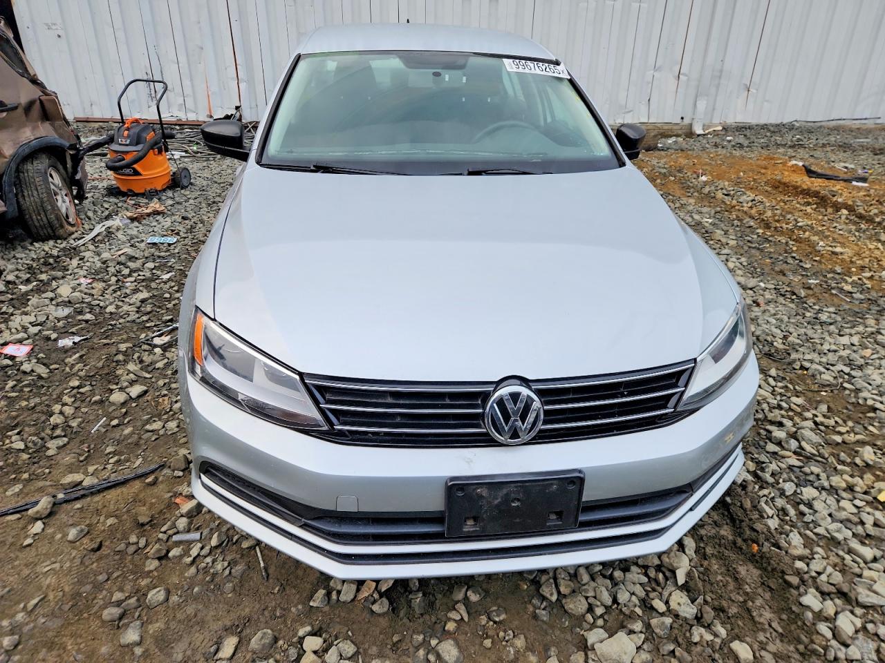 2015 VOLKSWAGEN JETTA BASE photo 5
