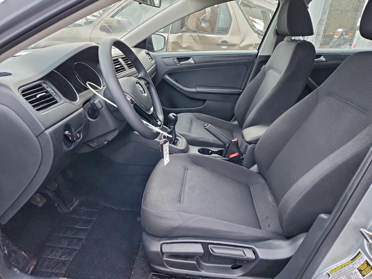 2015 VOLKSWAGEN JETTA BASE photo 7