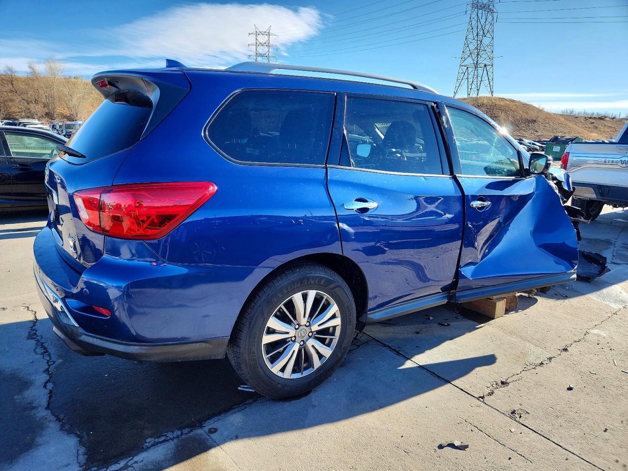 2020 NISSAN PATHFINDER SL photo 3