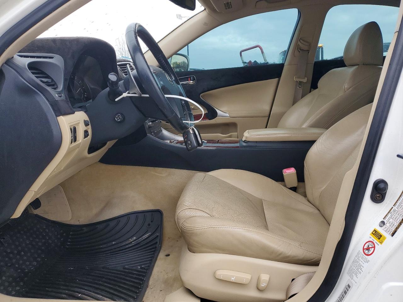 2006 LEXUS IS 250 photo 7