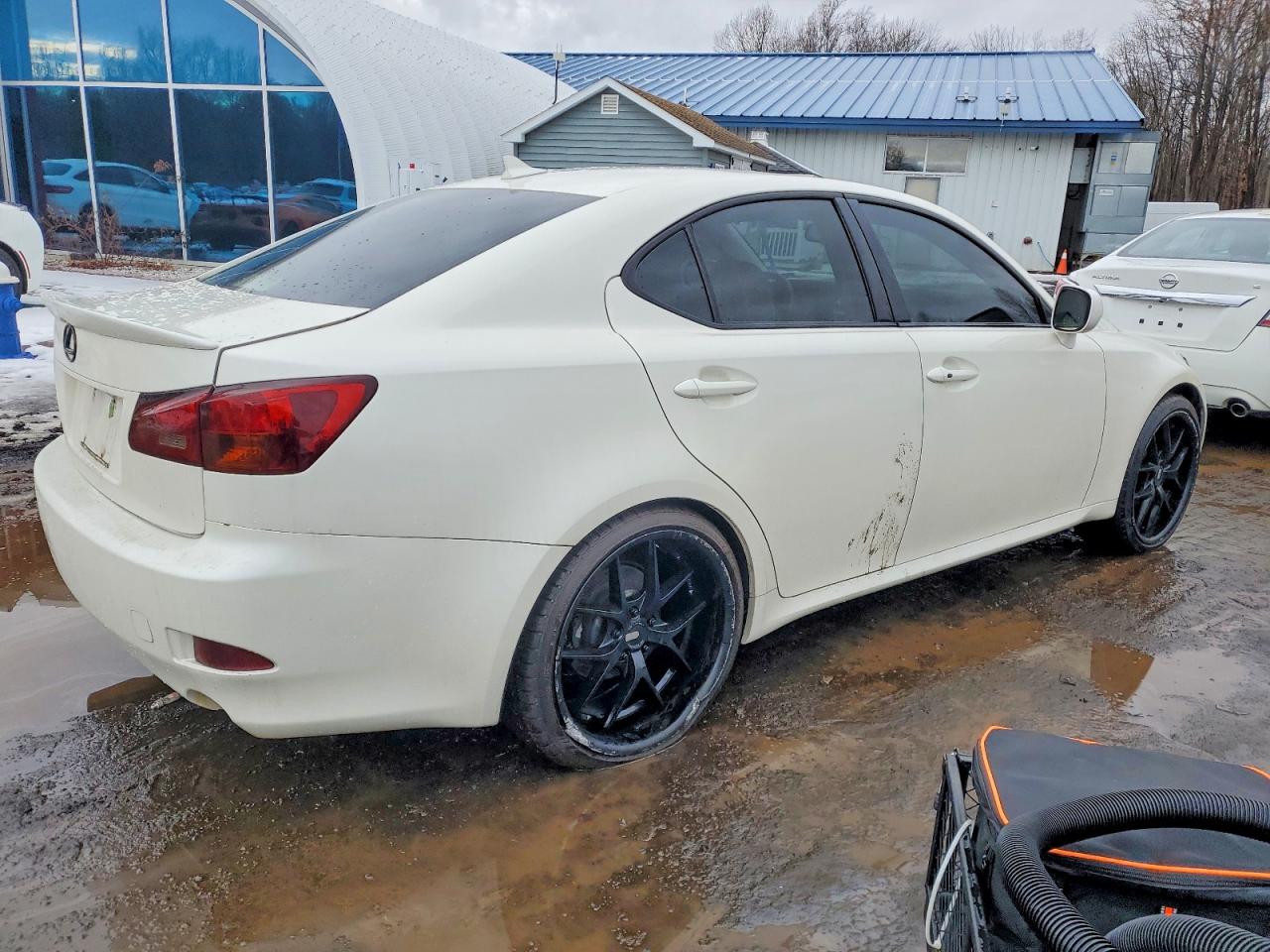 2006 LEXUS IS 250 photo 3