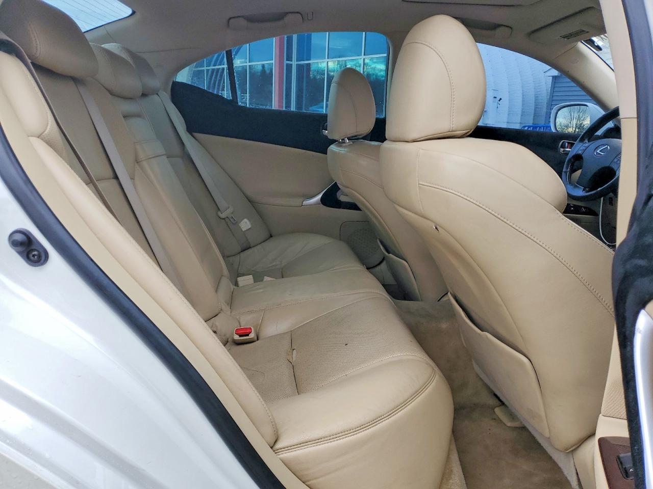 2006 LEXUS IS 250 photo 10