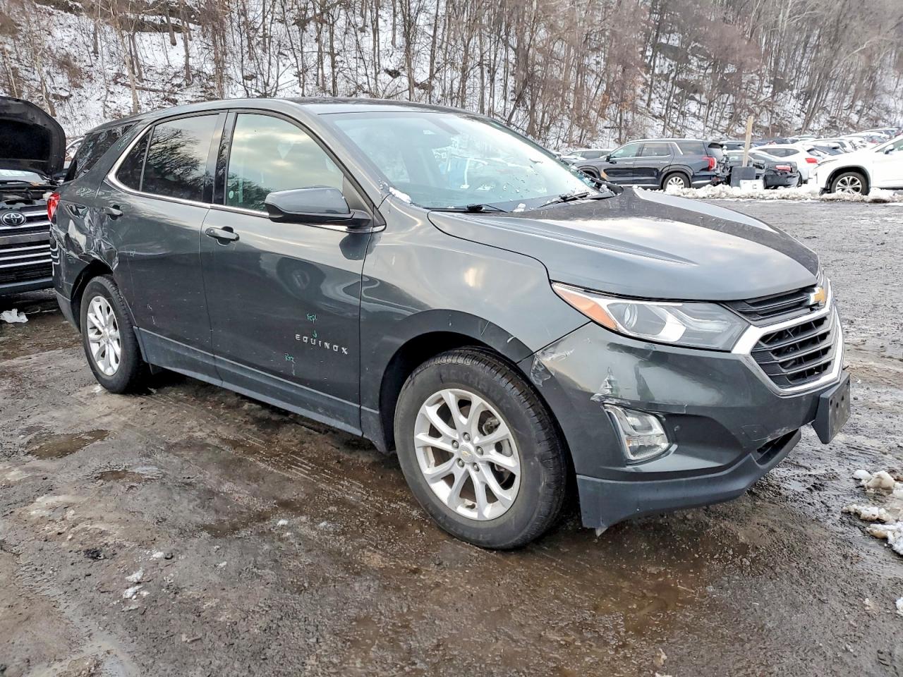 2018 CHEVROLET EQUINOX LT photo 4