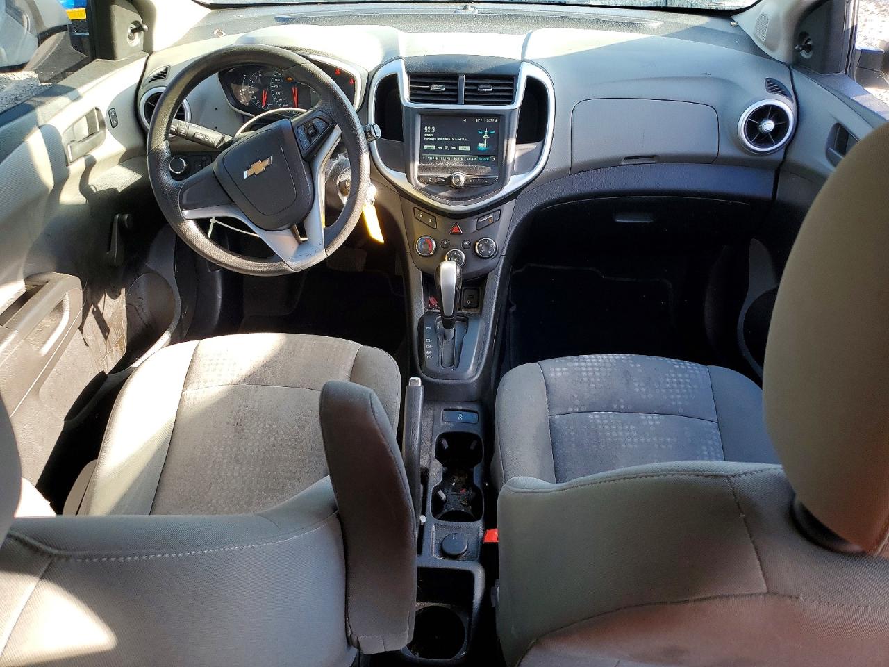 2017 CHEVROLET SONIC photo 8