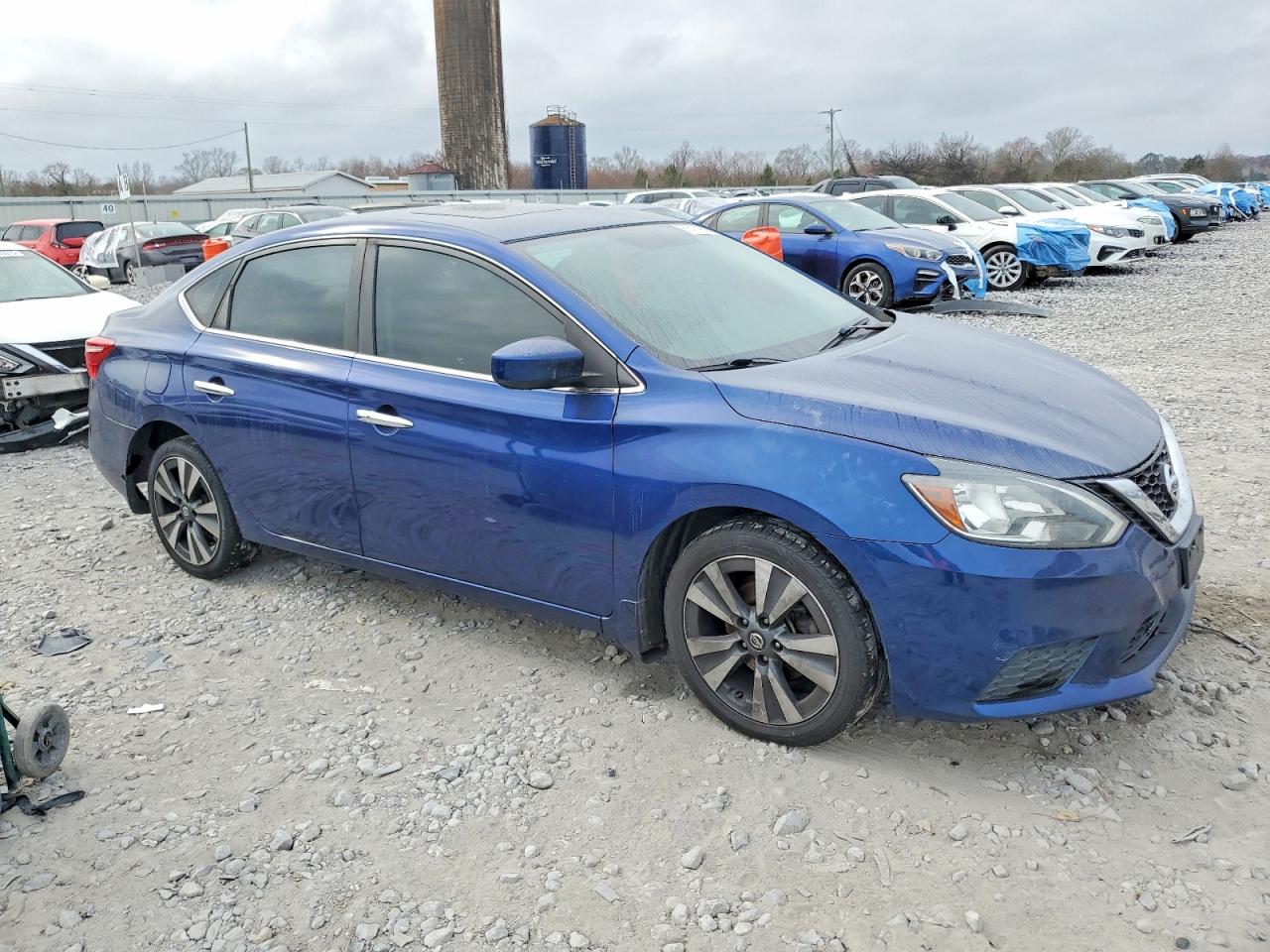 2019 NISSAN SENTRA S photo 4