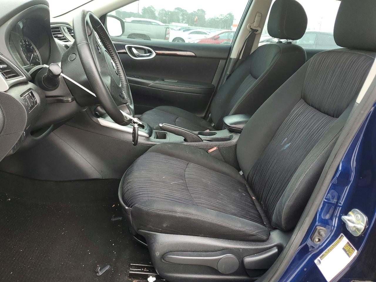 2019 NISSAN SENTRA S photo 7