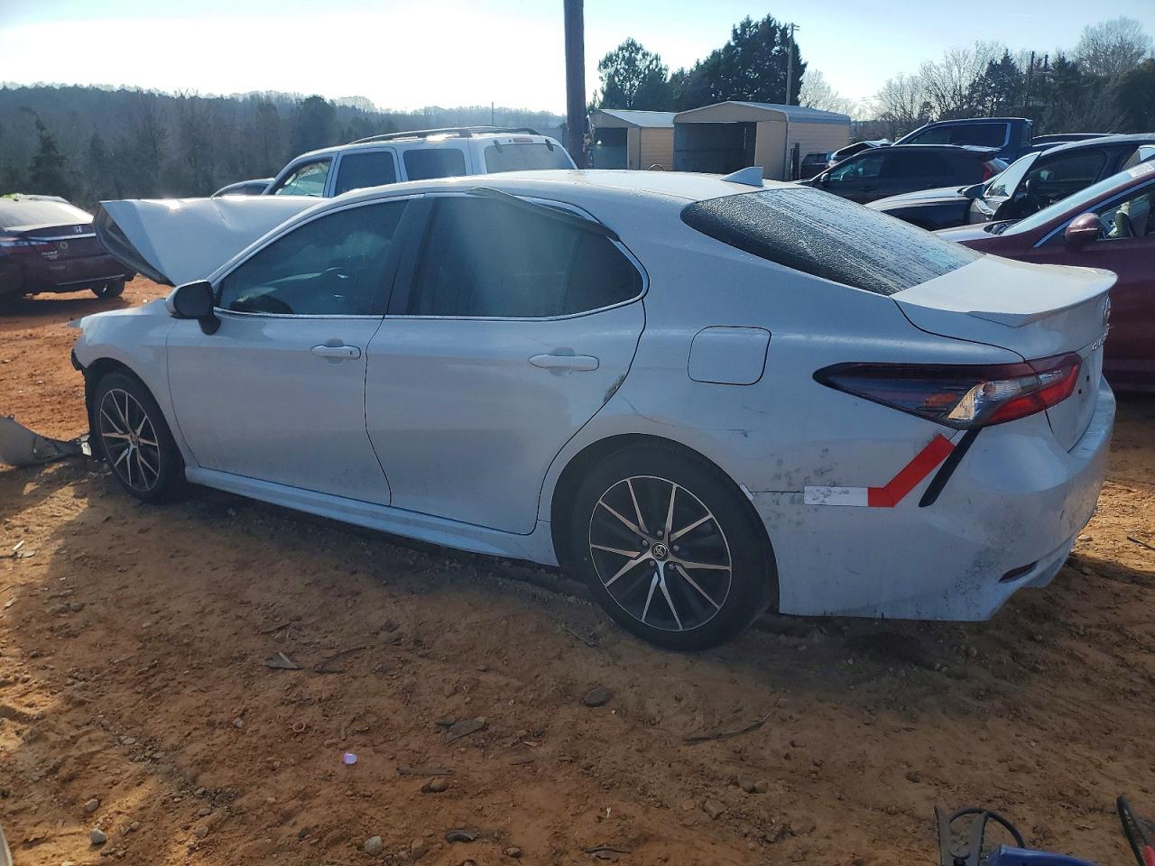 2024 TOYOTA CAMRY SE photo 4