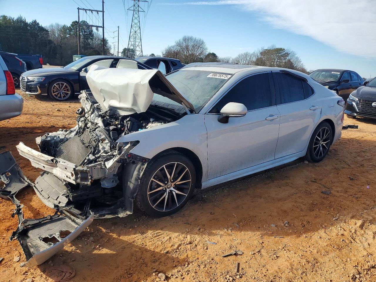 2024 TOYOTA CAMRY