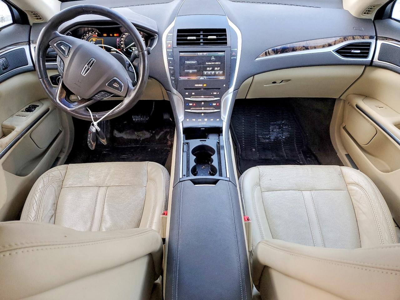 2015 LINCOLN MKZ photo 8