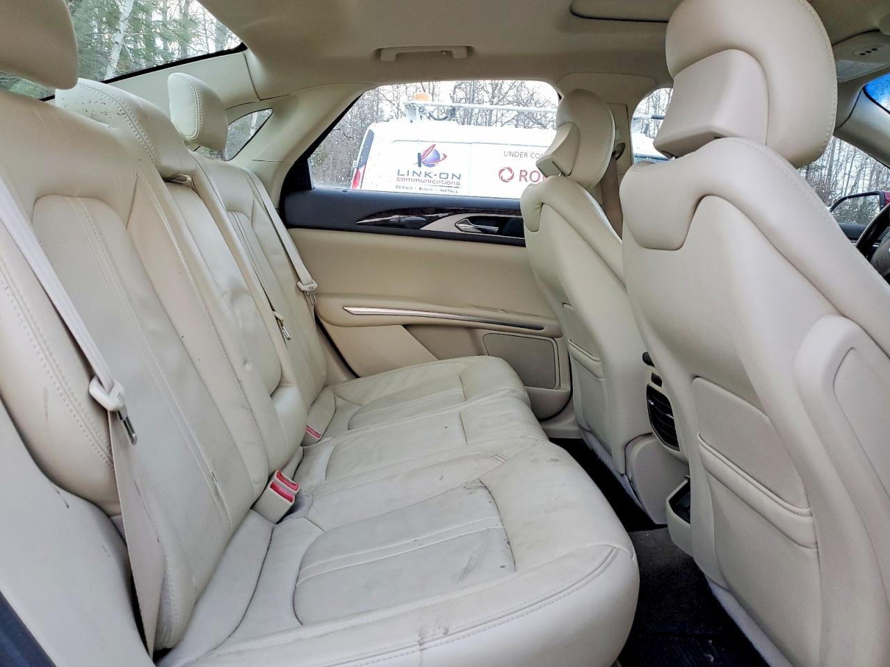 2015 LINCOLN MKZ photo 10