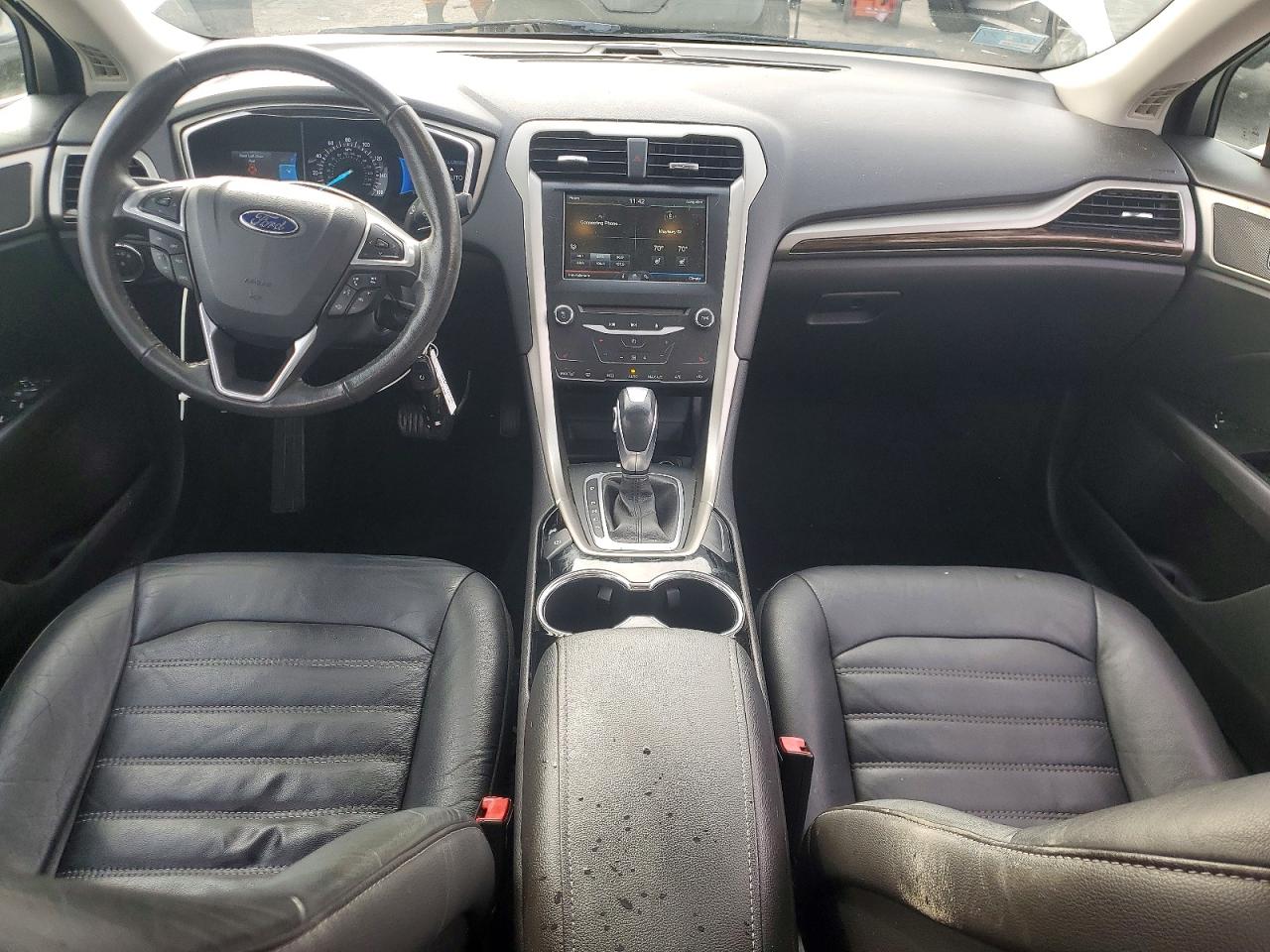 2014 FORD FUSION SE photo 8