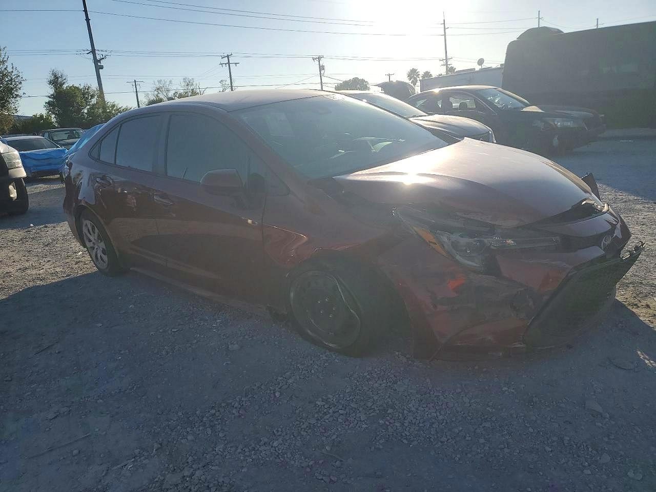 2022 TOYOTA COROLLA LE photo 4
