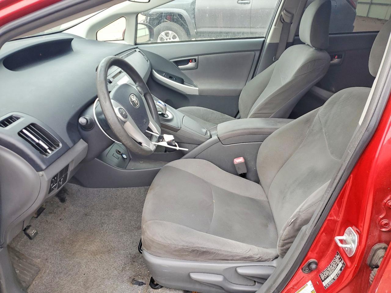 2011 TOYOTA PRIUS photo 7