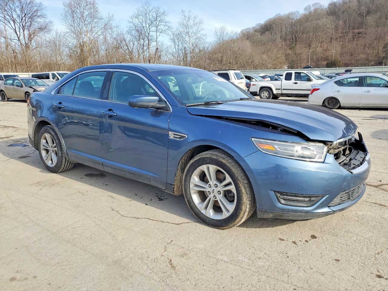 2019 FORD TAURUS SEL photo 7