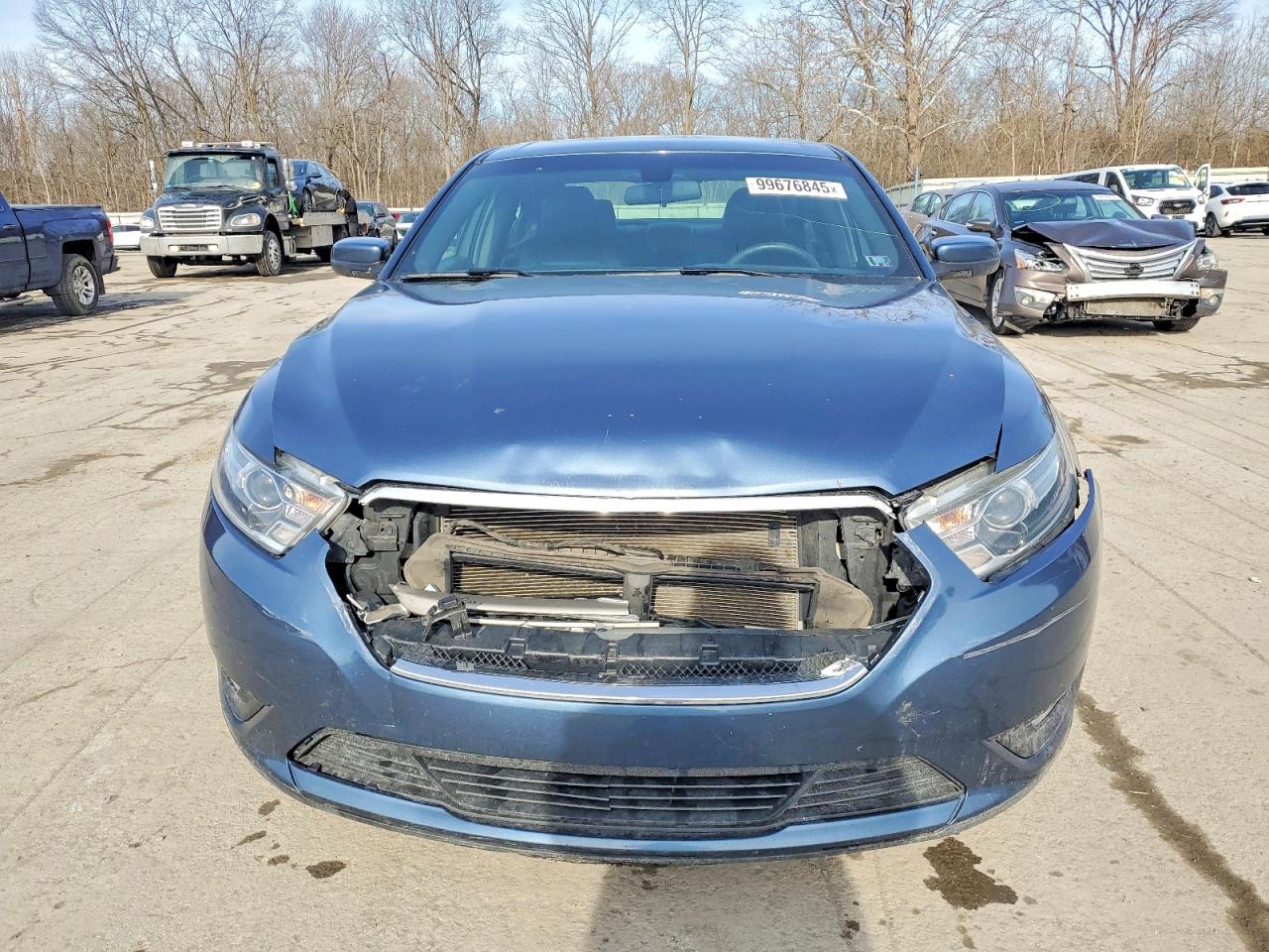 2019 FORD TAURUS SEL photo 9
