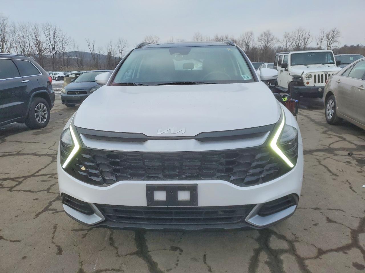 2025 KIA SPORTAGE EX photo 5