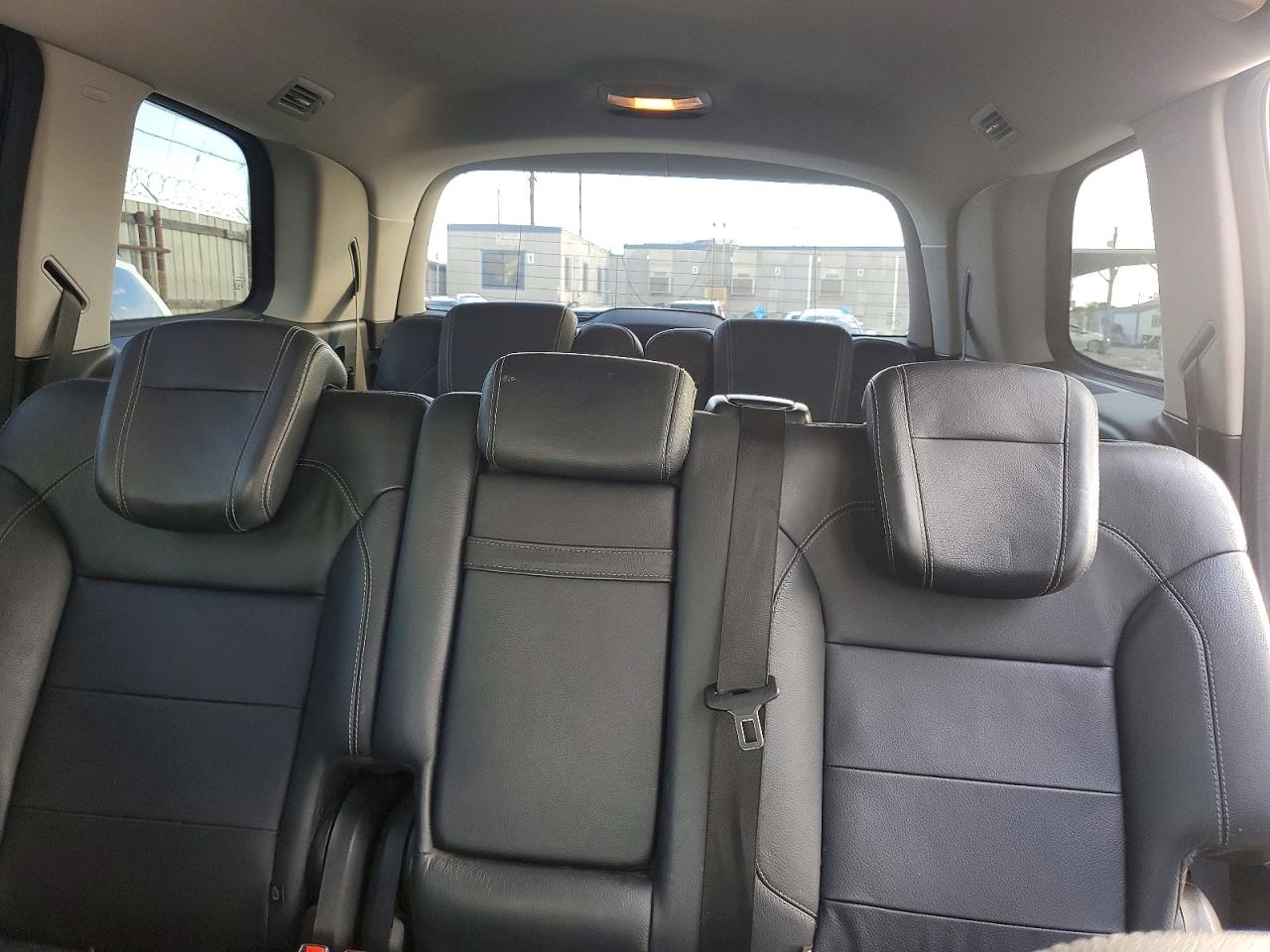 2015 MERCEDES-BENZ GL 550 4MATIC photo 10