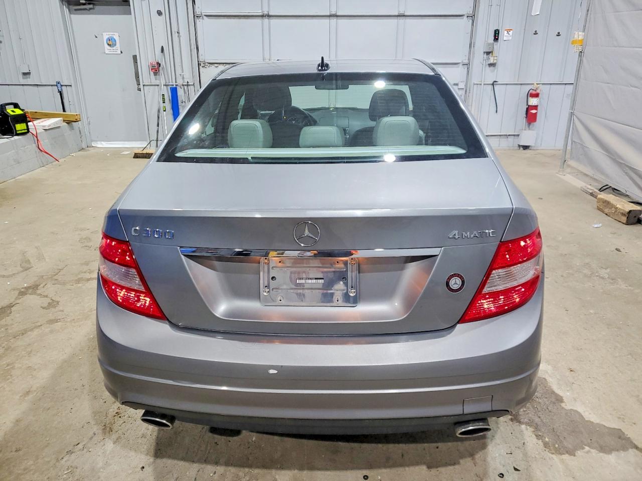 2010 MERCEDES-BENZ C 300 4MATIC photo 6
