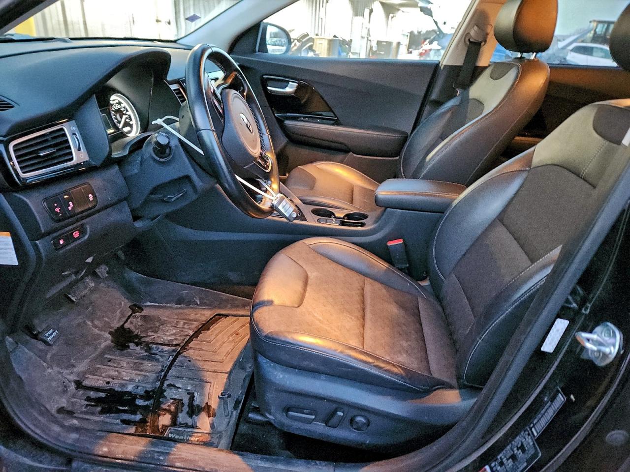 2017 KIA NIRO EX photo 7