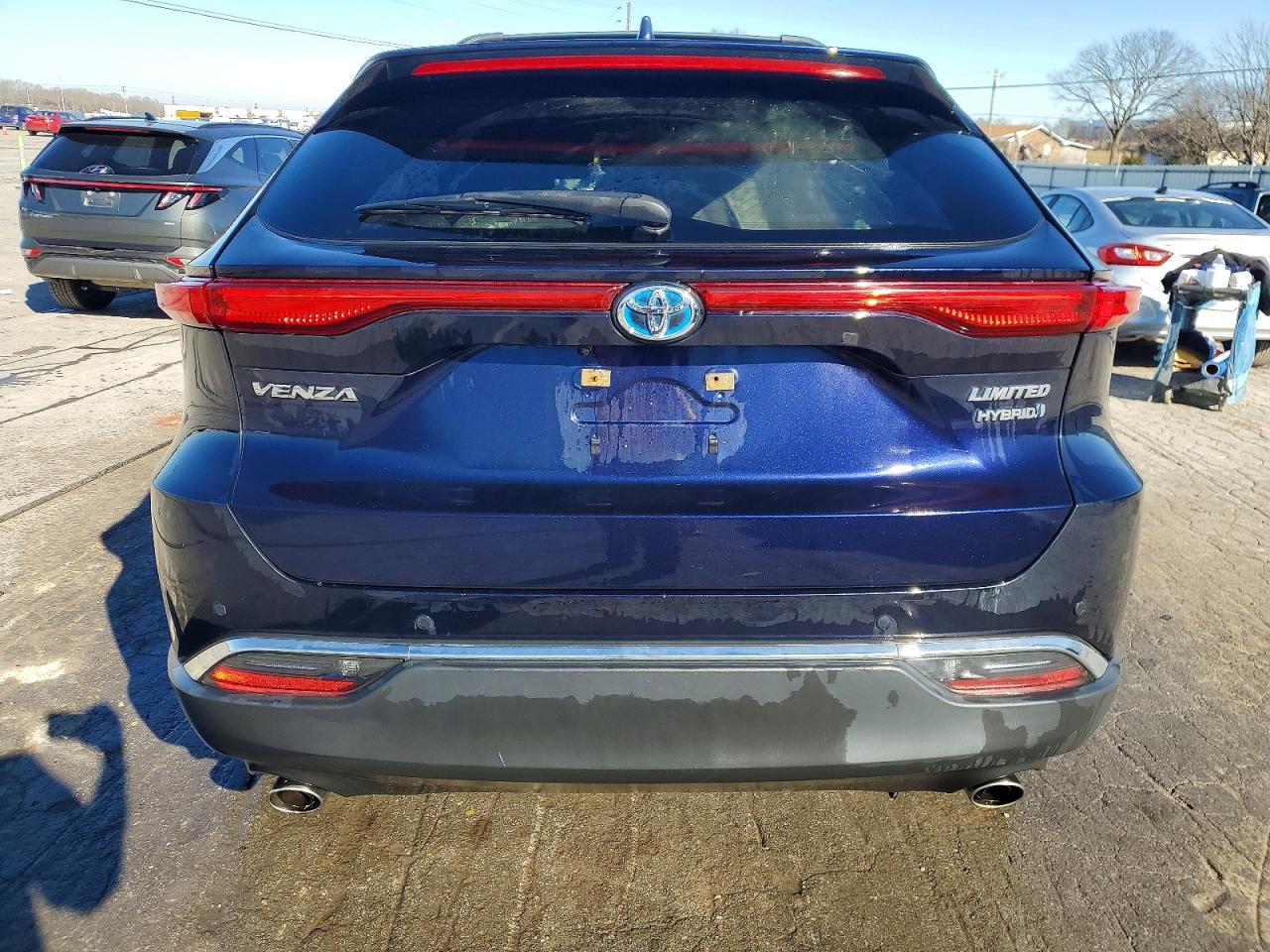 2021 TOYOTA VENZA LE photo 6