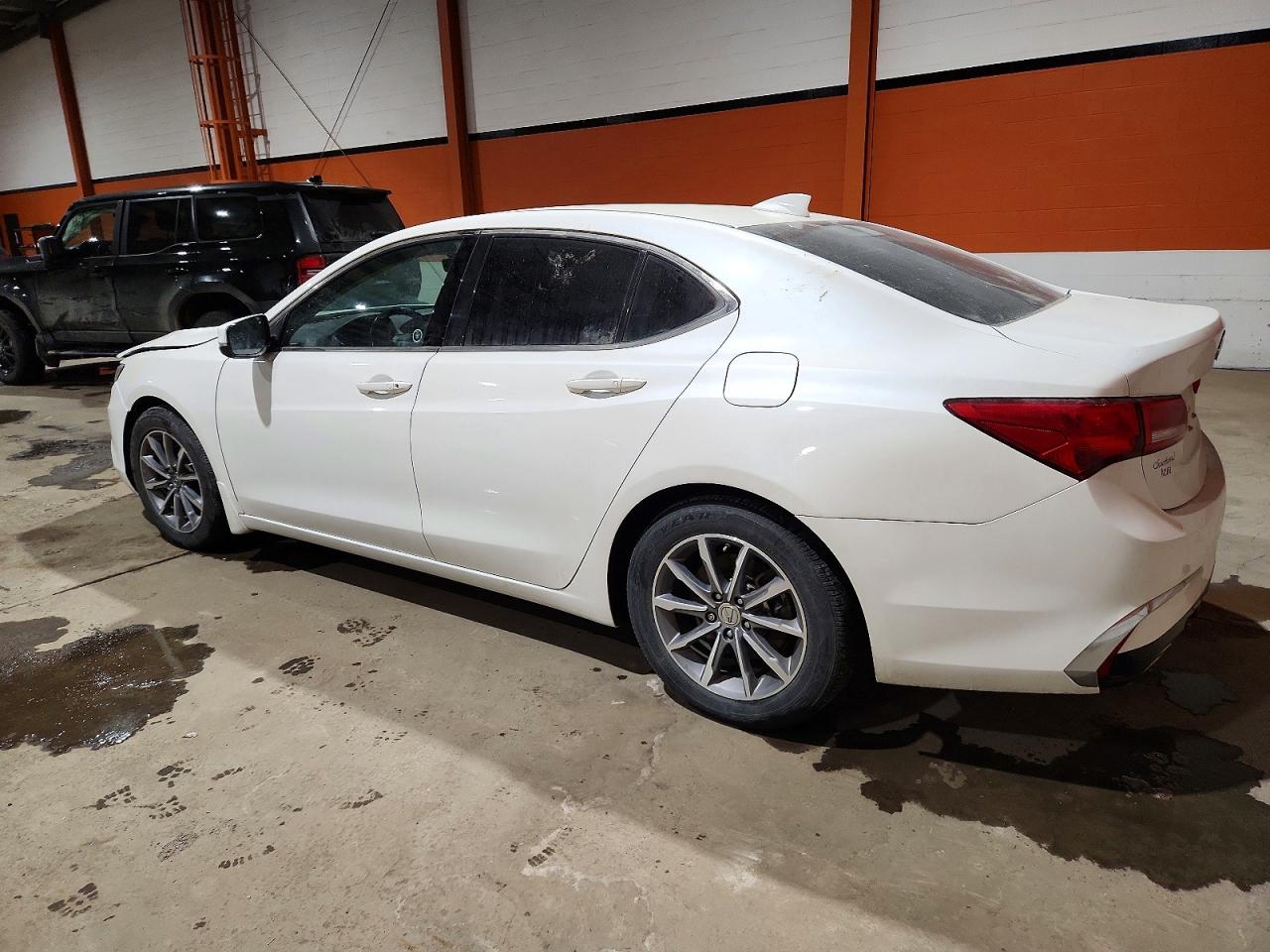 2018 ACURA TLX TECH photo 2