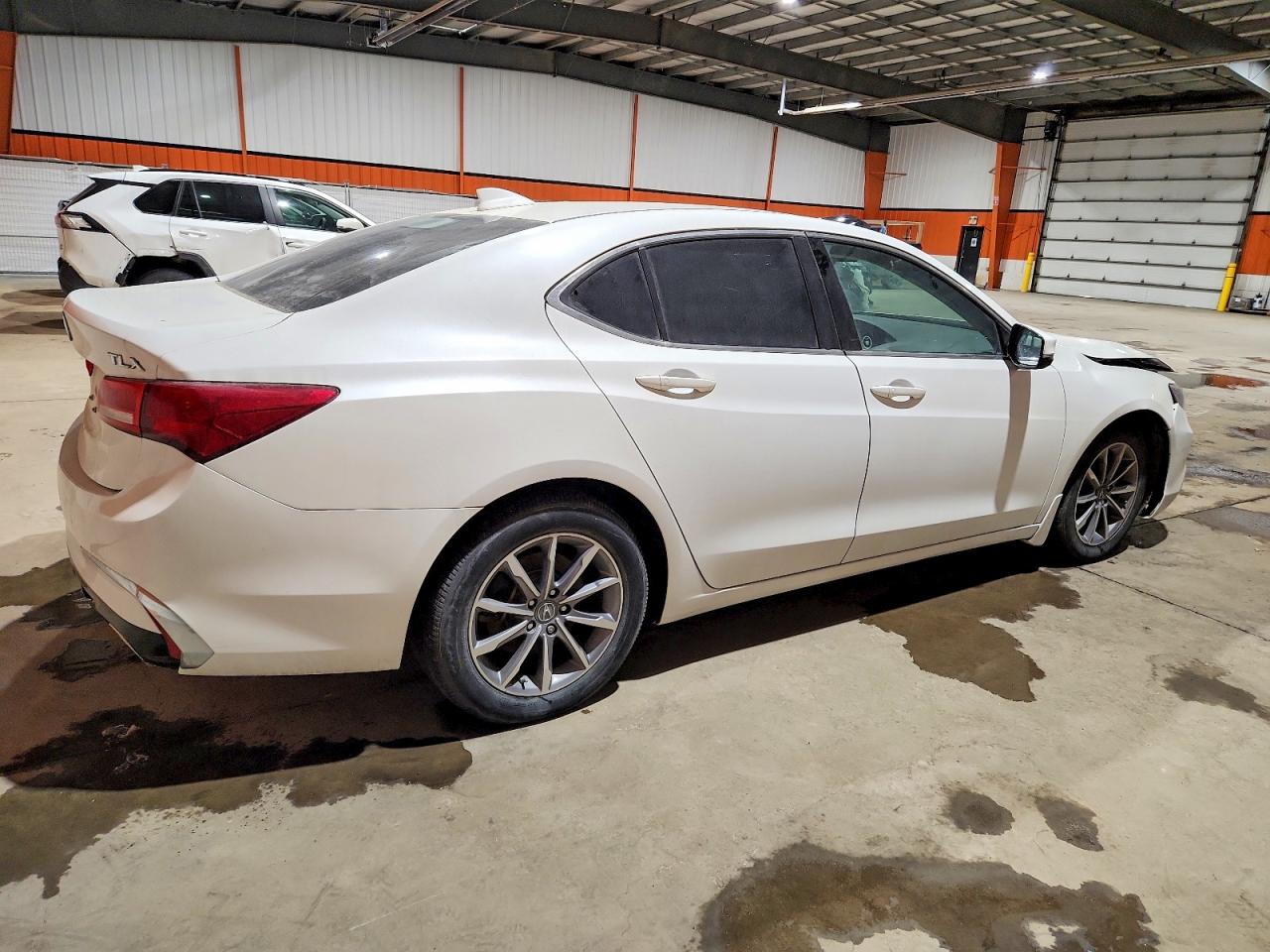 2018 ACURA TLX TECH photo 3