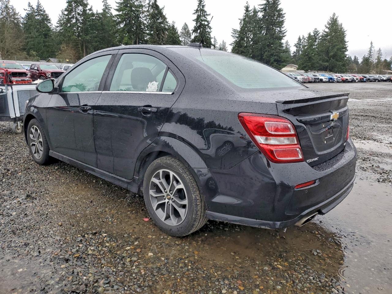 2017 CHEVROLET SONIC LT photo 2