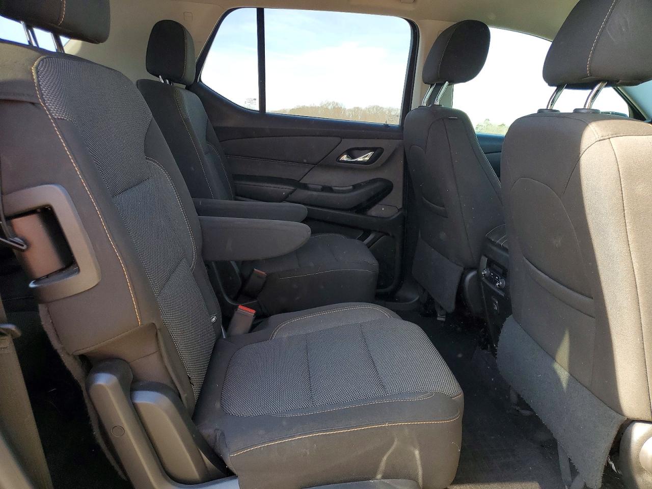 2020 CHEVROLET TRAVERSE LT photo 11