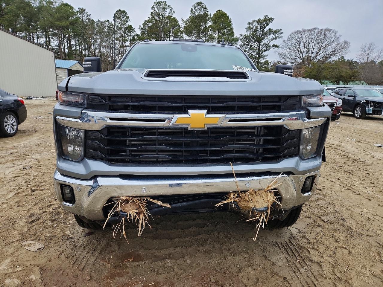 2025 CHEVROLET SILVERADO K2500 HEAVY DUTY LT photo 9