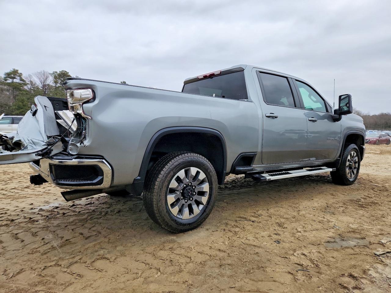 2025 CHEVROLET SILVERADO K2500 HEAVY DUTY LT photo 5