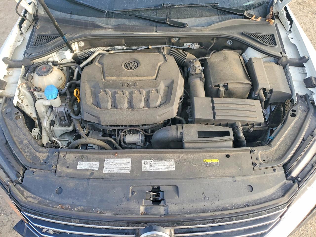 2018 VOLKSWAGEN PASSAT S photo 11