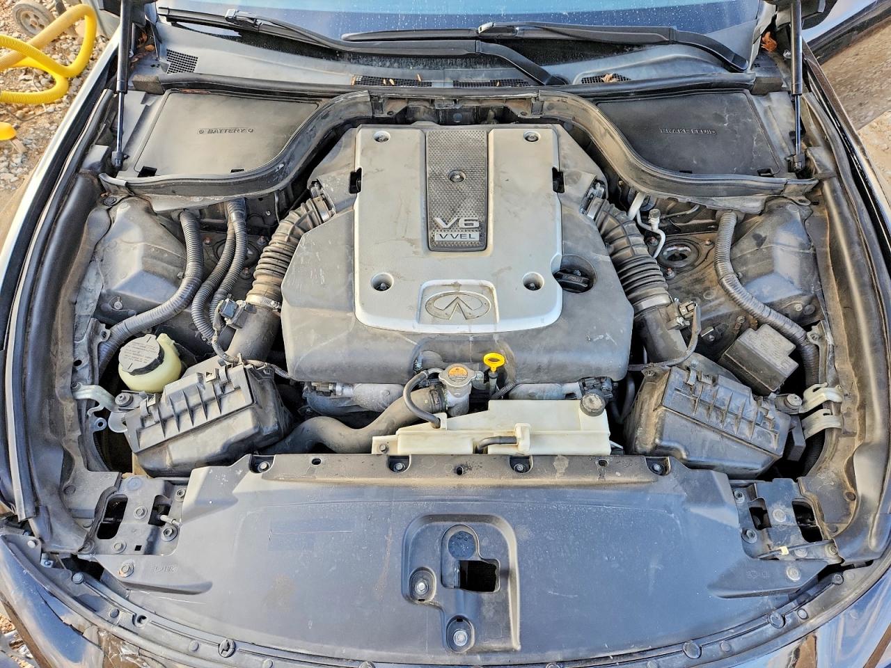 2012 INFINITI G37 BASE photo 11