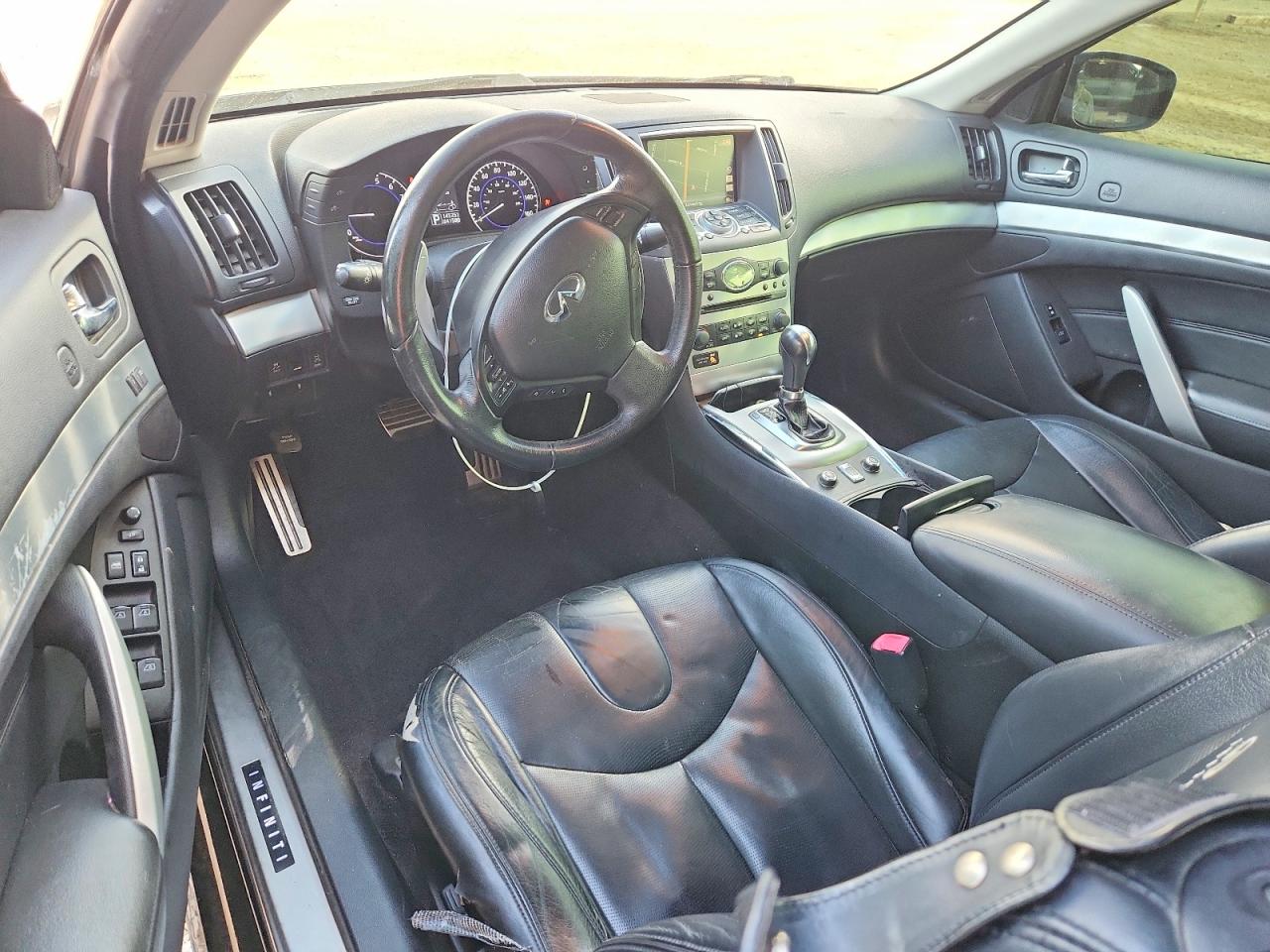 2012 INFINITI G37 BASE photo 8