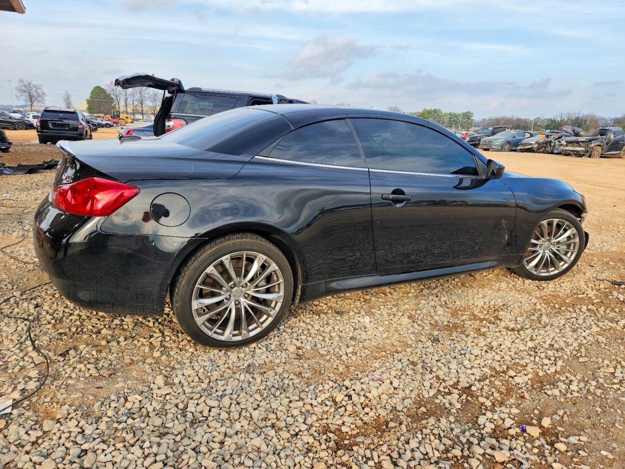 2012 INFINITI G37 BASE photo 3
