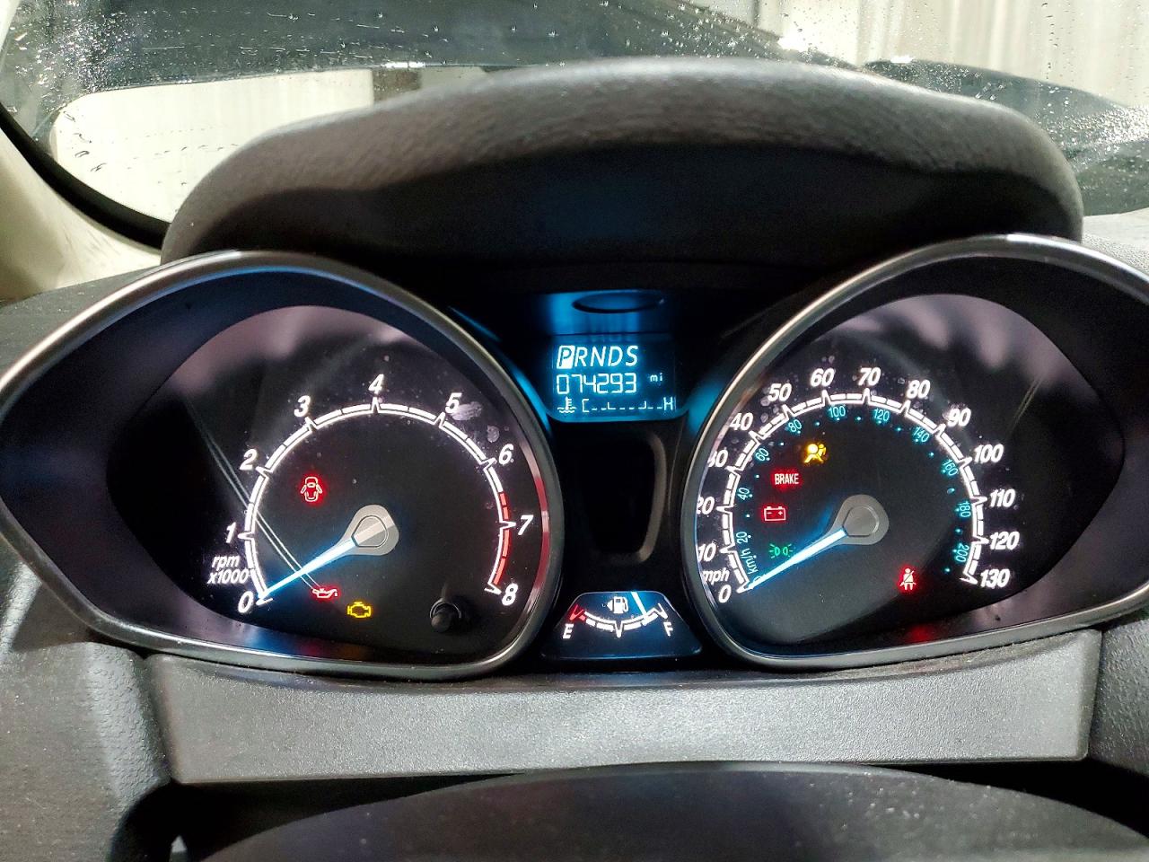 2018 FORD FIESTA SE photo 9