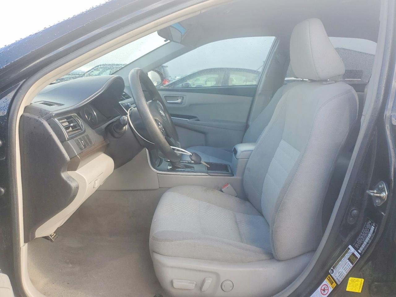 2016 TOYOTA CAMRY LE photo 7