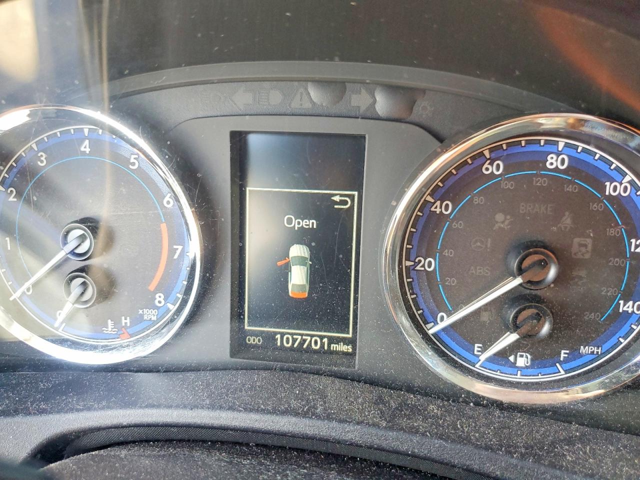2019 TOYOTA COROLLA L photo 9