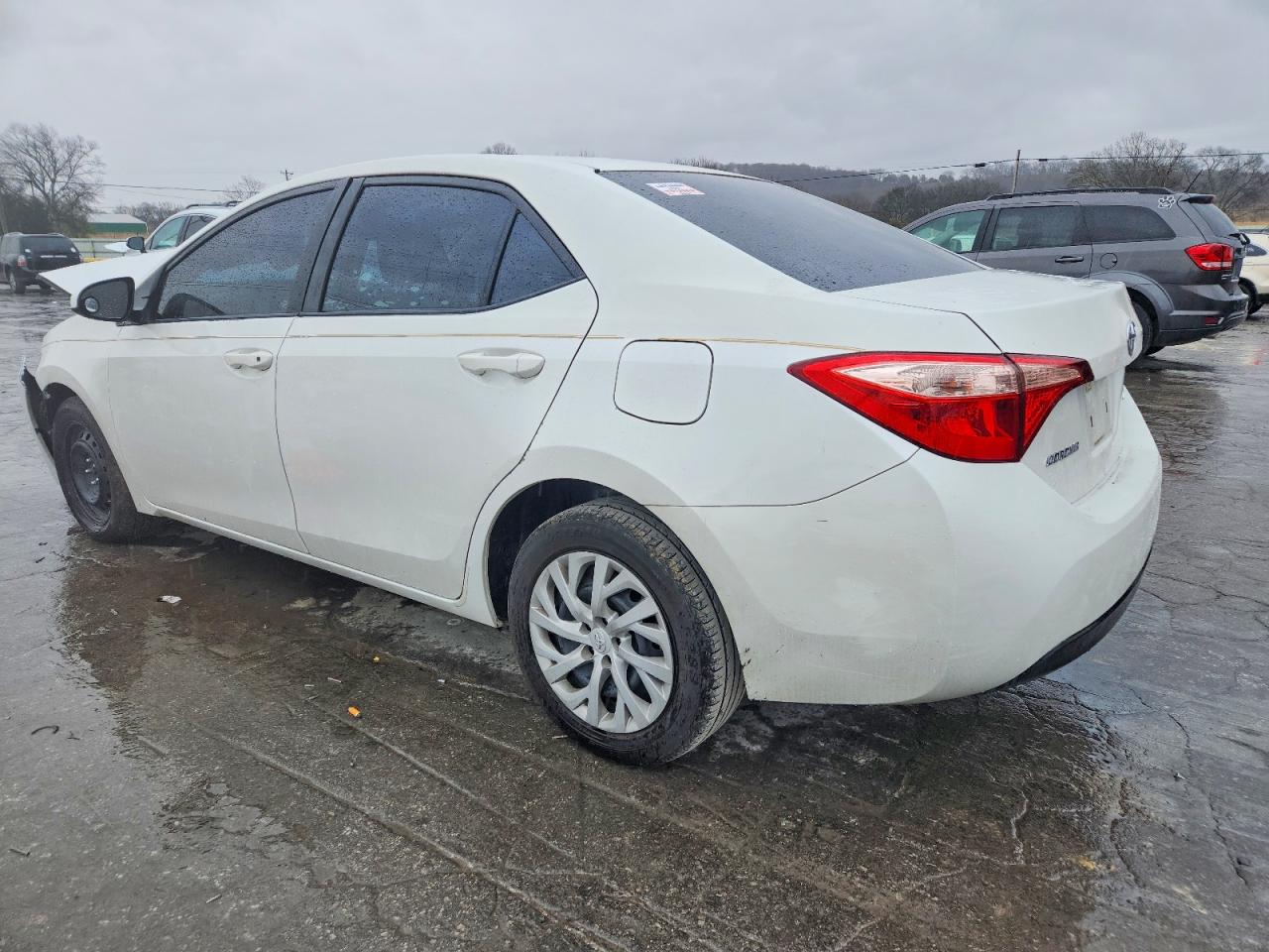 2017 TOYOTA COROLLA L photo 3