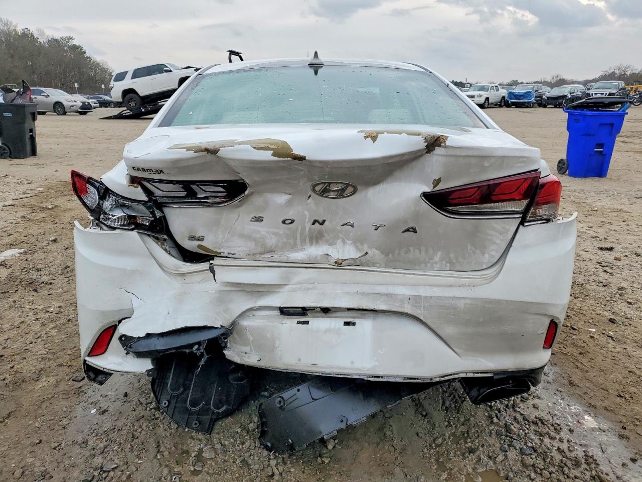 2018 HYUNDAI SONATA SE photo 6