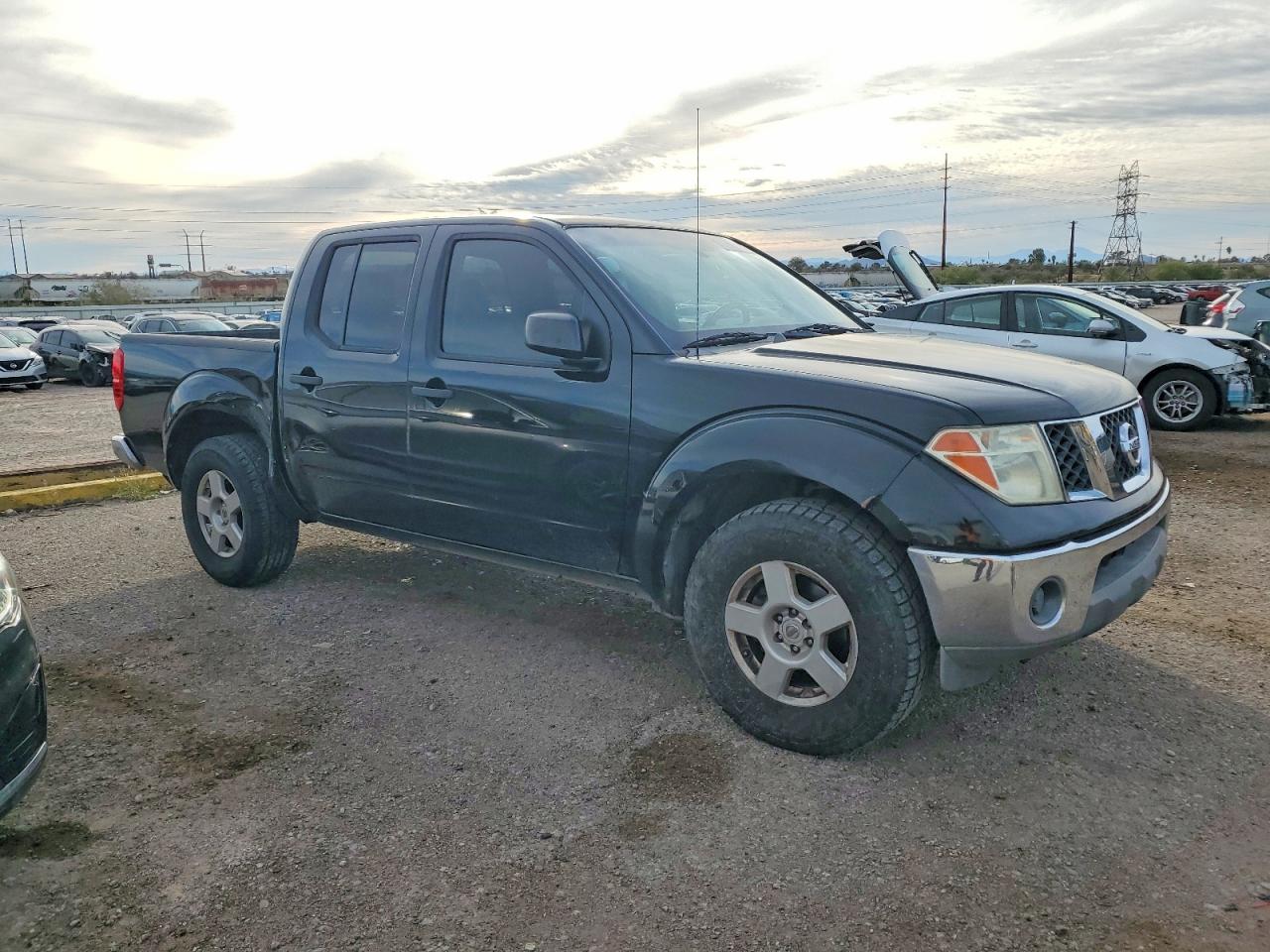 2006 NISSAN FRONTIER CREW CAB LE photo 4