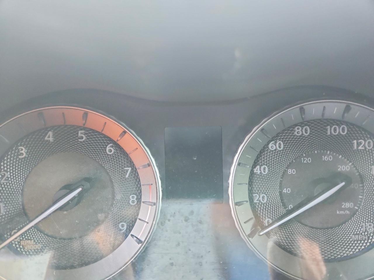 2011 INFINITI M37 BASE photo 9