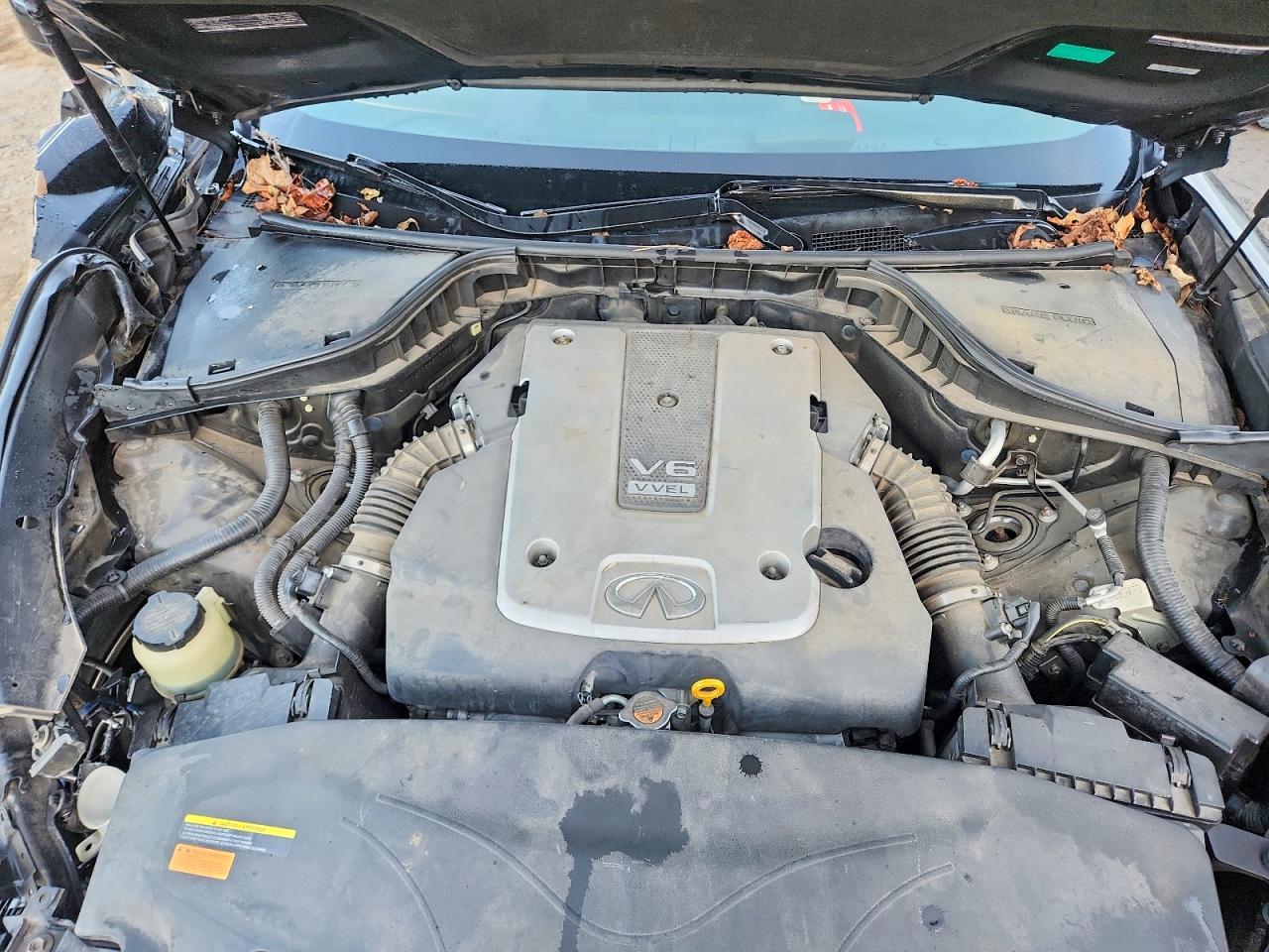 2011 INFINITI M37 BASE photo 11