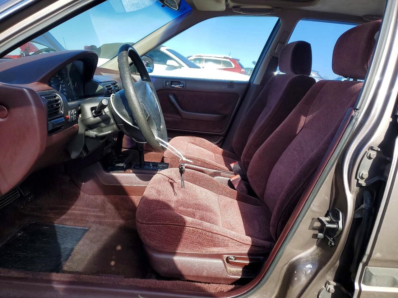 1993 HONDA ACCORD EX photo 13