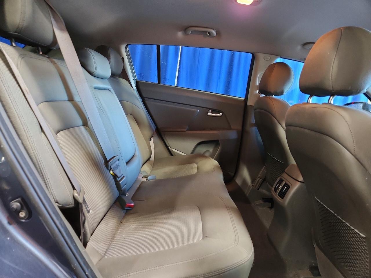2016 KIA SPORTAGE LX photo 11